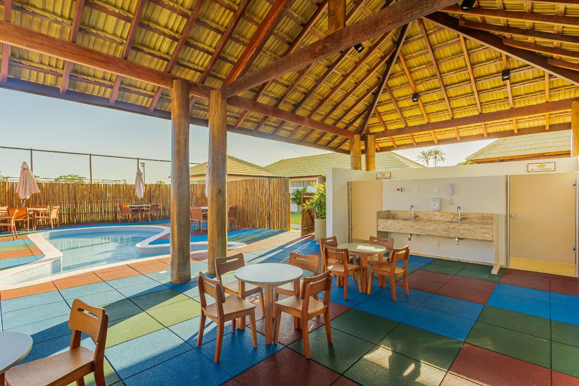 Pf74 Excelente 3/4 A 500m Piscinas Naturais Apartamento